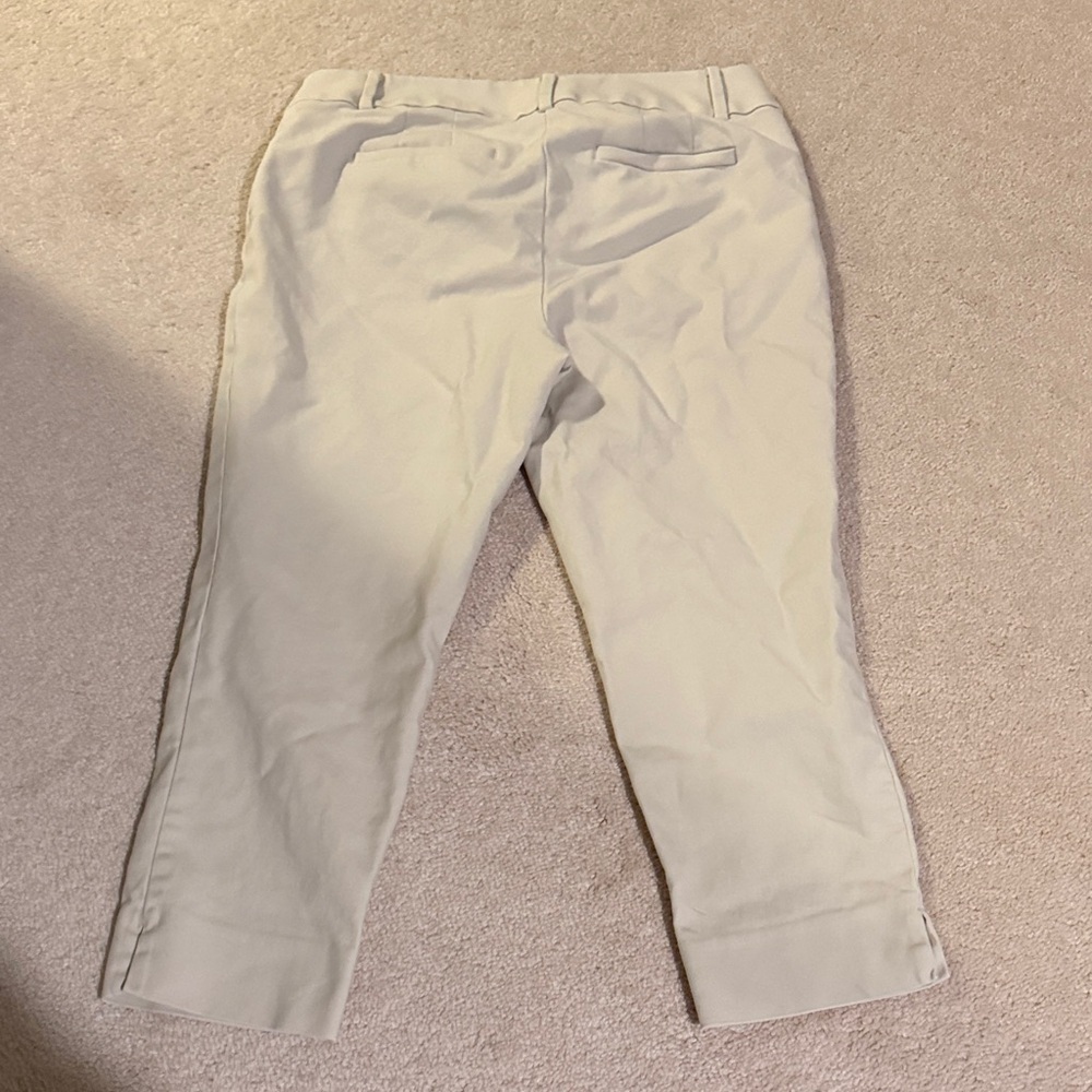 LOFT Cream Curvy Riviera Pants - Picture 5 of 9